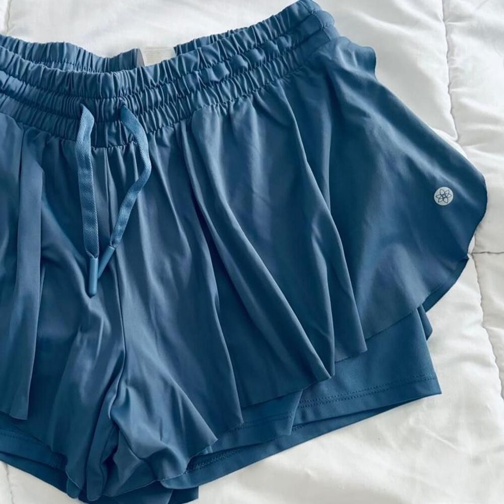 Women’s Blue Athleta Skirt w Built-In Shorts Sz S Lightweight Active Tennis Golf